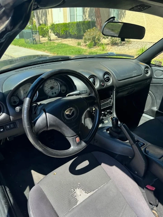 2001 Mazda NB MX-5 Miata - Image 7 of 11