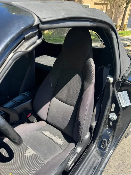 2001 Mazda NB MX-5 Miata - Image 8 of 11