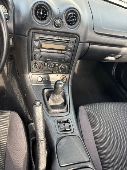 2001 Mazda NB MX-5 Miata - Image 10 of 20