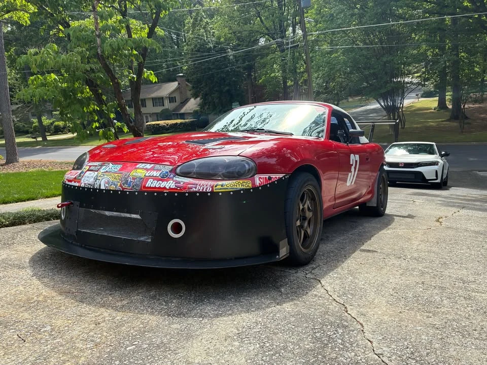 2001 Mazda NB MX-5 Miata - Image 2 of 10