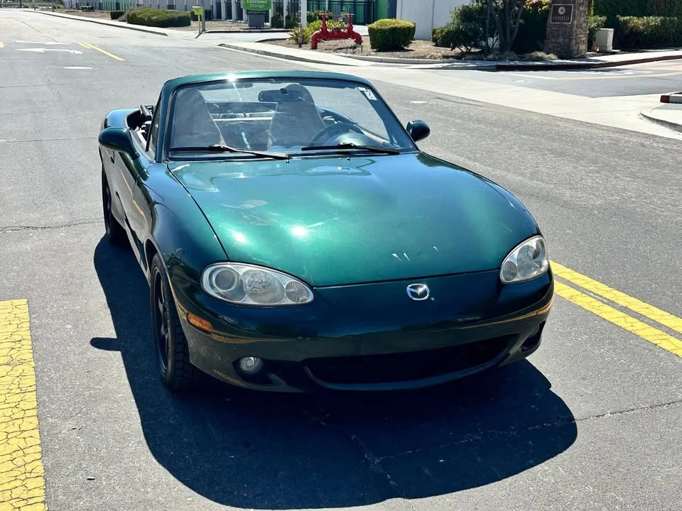 2001 Mazda NB MX-5 Miata - Image 2 of 20