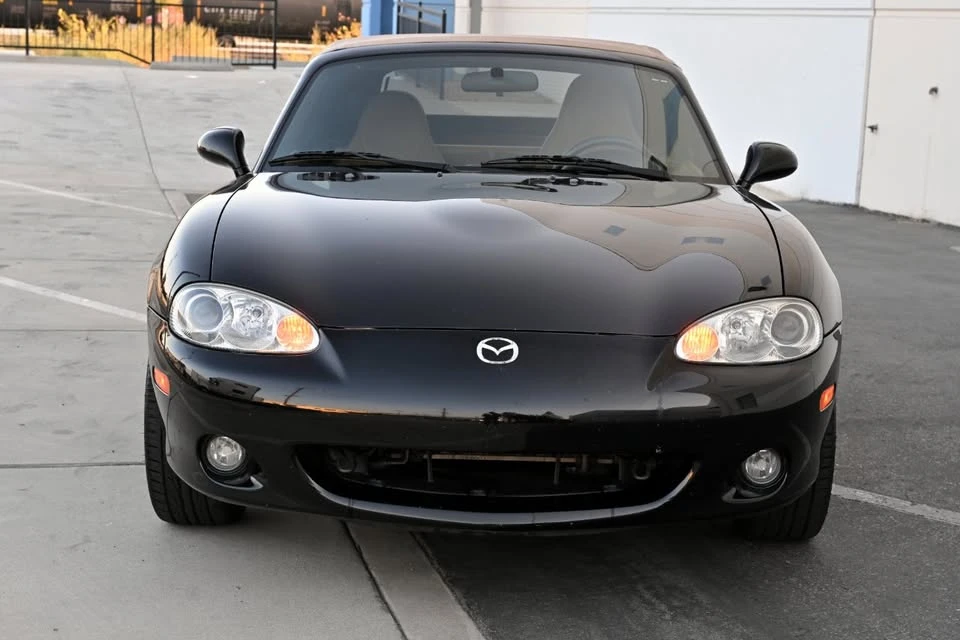 2001 Mazda NB MX-5 Miata - Image 15 of 19