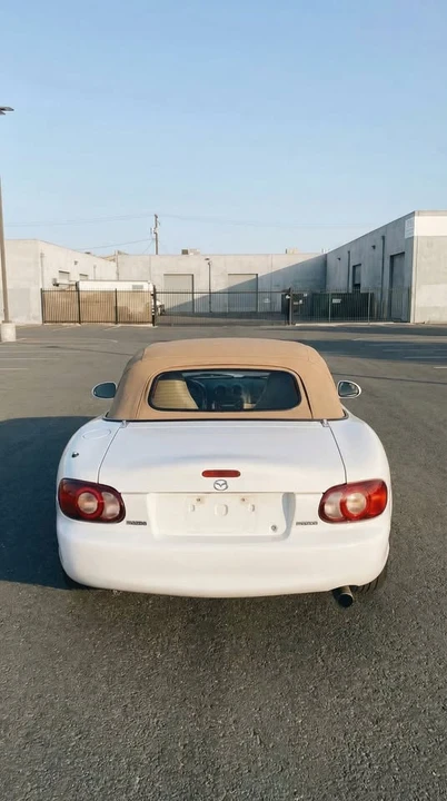 2001 Mazda NB MX-5 Miata - Image 4 of 7