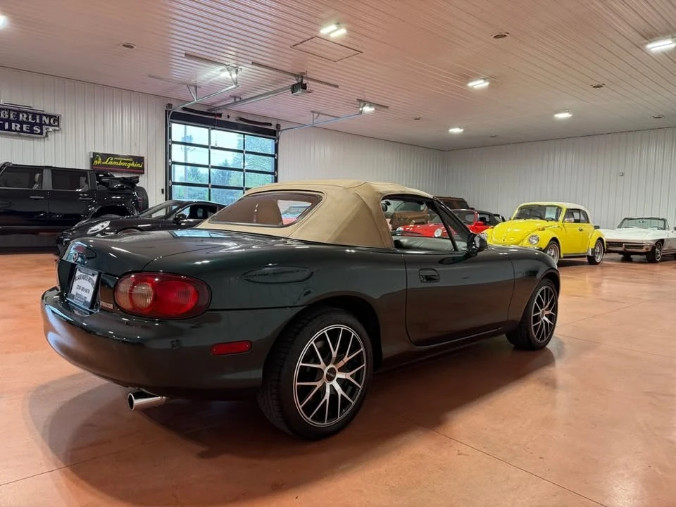 2001 Mazda NB MX-5 Miata - Image 10 of 19