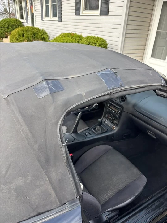 2001 Mazda NB MX-5 Miata - Image 14 of 20