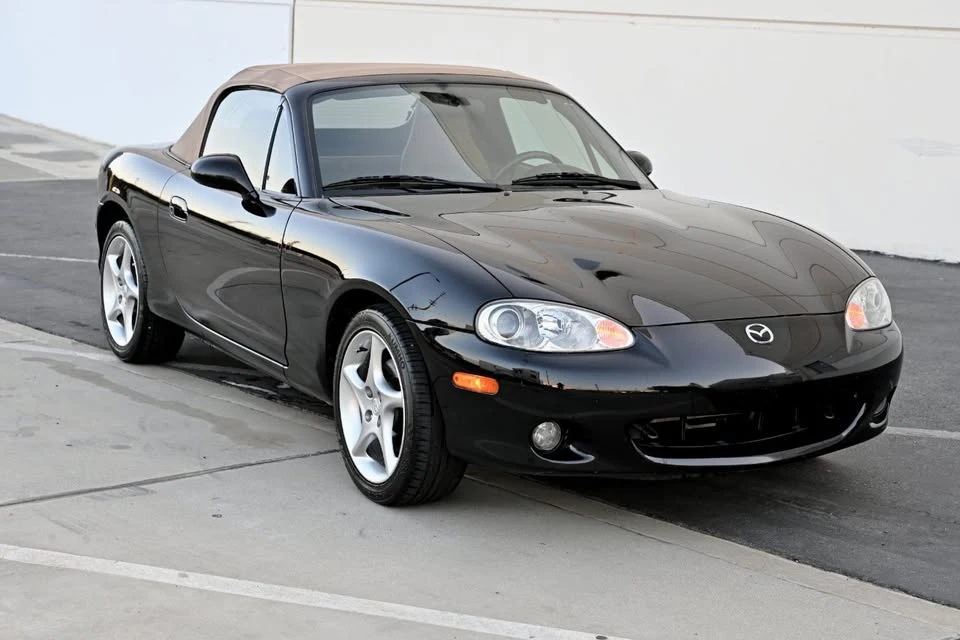 2001 Mazda NB MX-5 Miata - Image 14 of 19