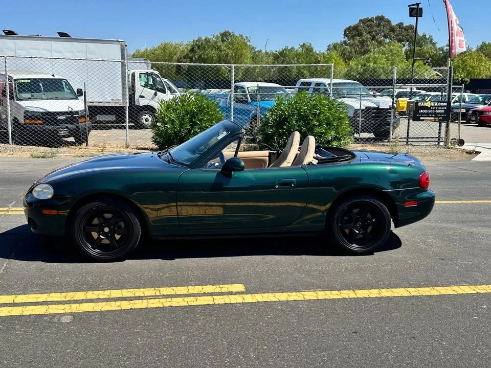 2001 Mazda NB MX-5 Miata - Image 5 of 20