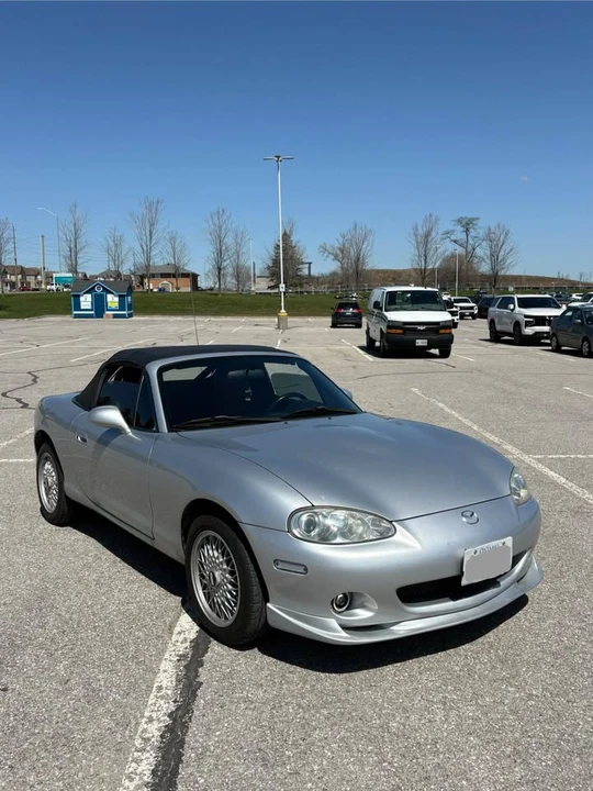 2001 Mazda NB MX-5 Miata - Image 2 of 12