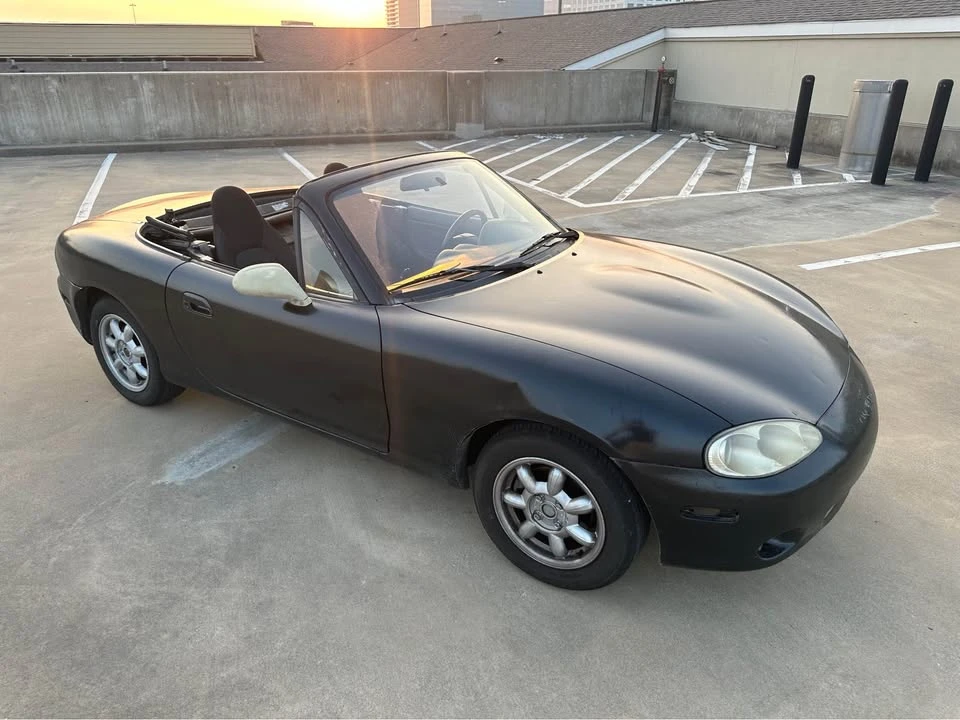 2001 Mazda NB MX-5 Miata - Image 5 of 17