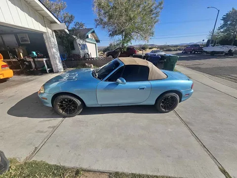 2001 Mazda MX-5 Miata