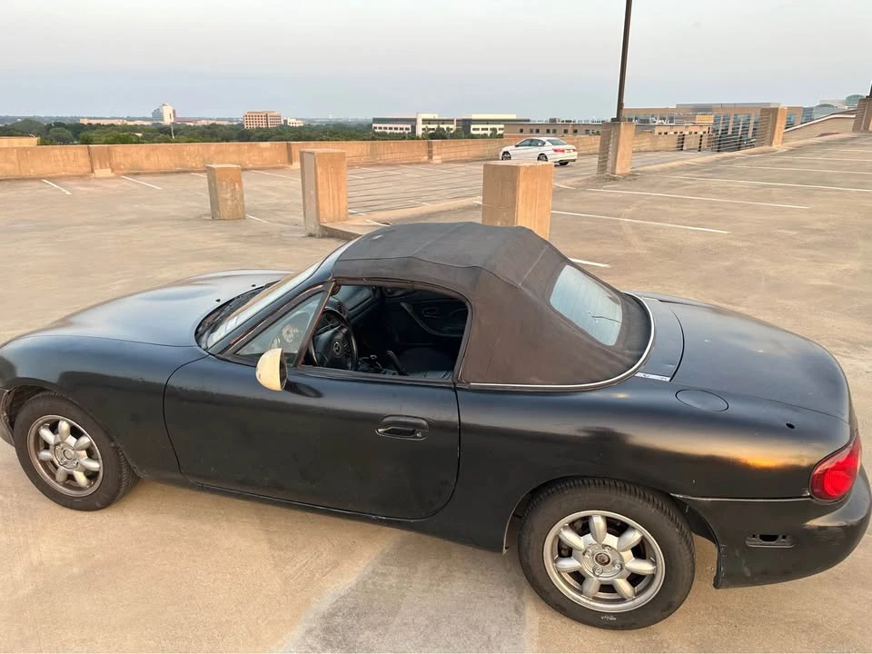 2001 Mazda NB MX-5 Miata - Image 16 of 17