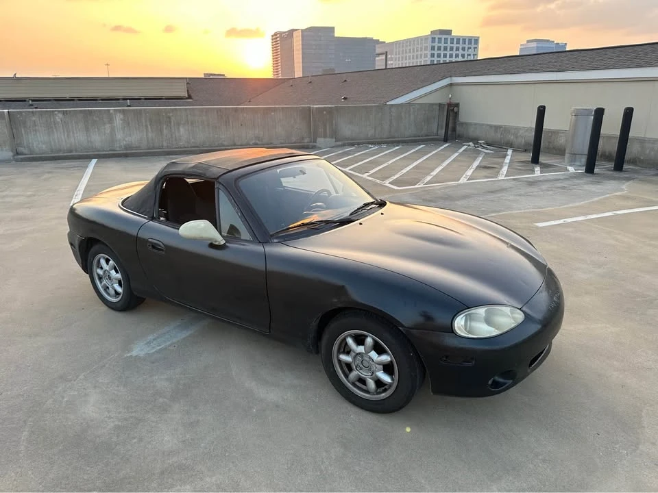 2001 Mazda NB MX-5 Miata - Image 14 of 17