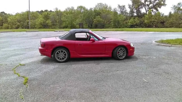 2001 Mazda MX-5 Miata LS
