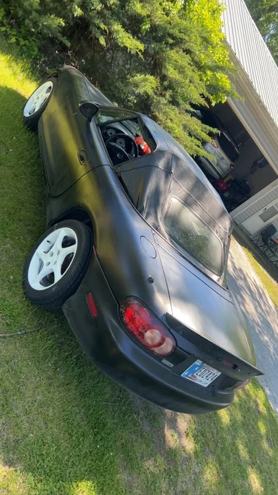 2001 Mazda NB MX-5 Miata - Image 6 of 14