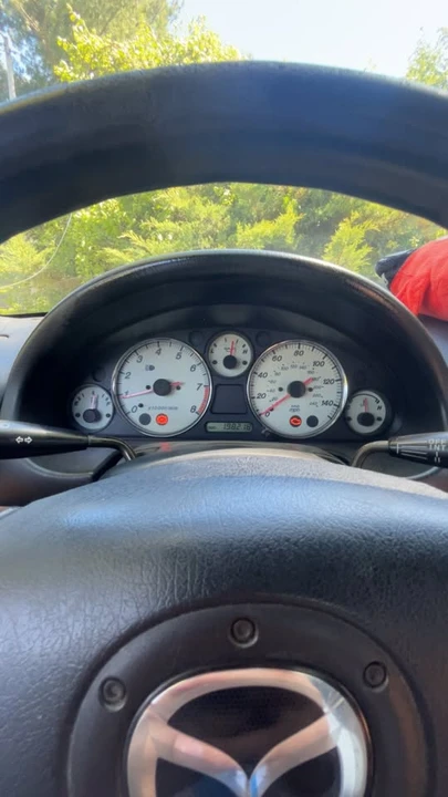 2001 Mazda NB MX-5 Miata - Image 3 of 14