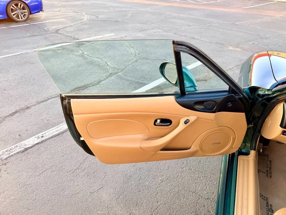 2001 Mazda NB MX-5 Miata - Image 15 of 20