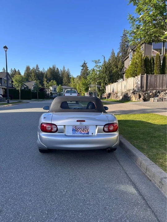 2001 Mazda NB MX-5 Miata - Image 5 of 7