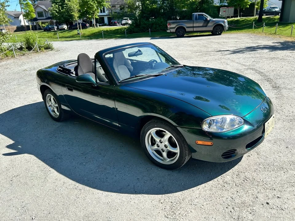 2001 Mazda NB MX-5 Miata - Image 5 of 11