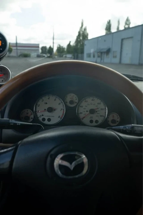 2001 Mazda NB MX-5 Miata - Image 17 of 17