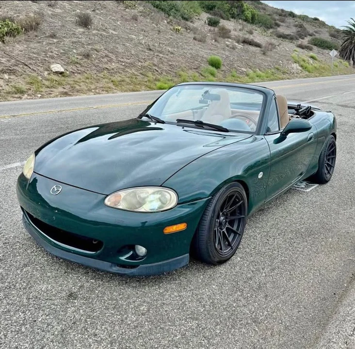 2001 Mazda NB MX-5 Miata - Image 2 of 16