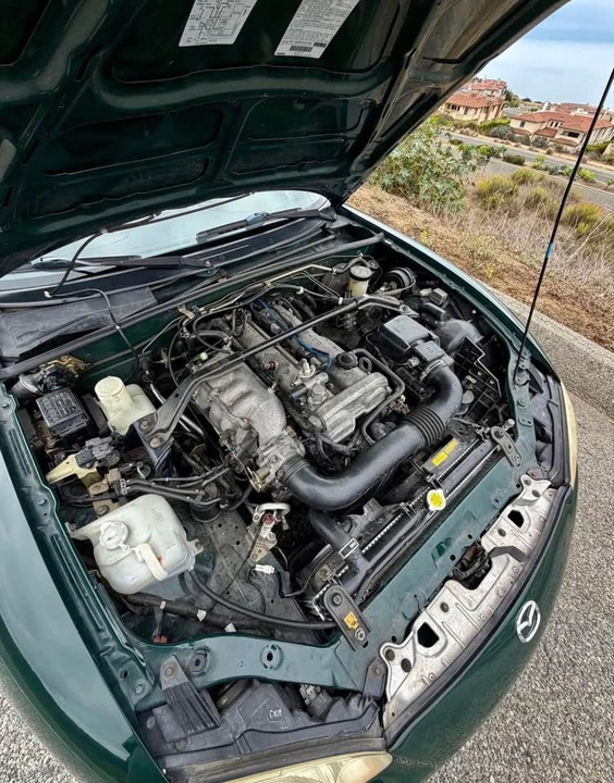 2001 Mazda NB MX-5 Miata - Image 8 of 16