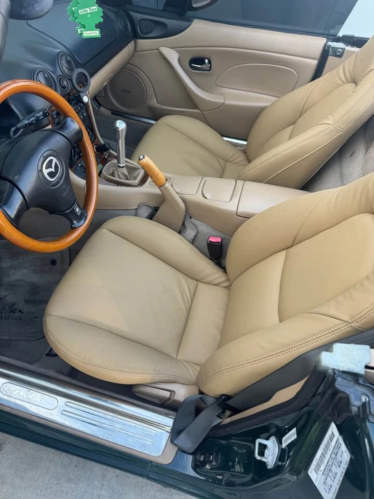 2001 Mazda NB MX-5 Miata - Image 12 of 16