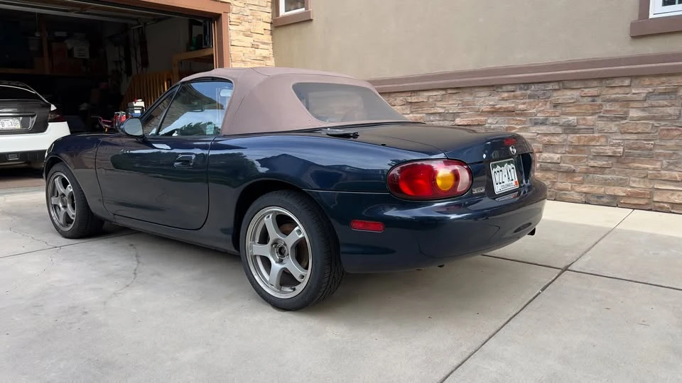 2001 Mazda NB MX-5 Miata - Image 5 of 18
