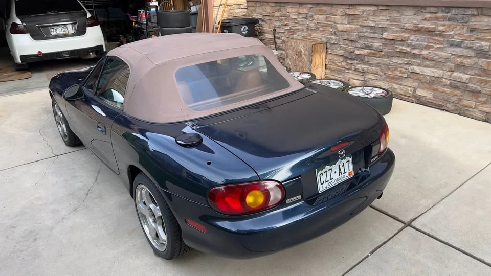 2001 Mazda NB MX-5 Miata - Image 4 of 18