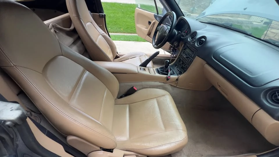 2001 Mazda NB MX-5 Miata - Image 14 of 18