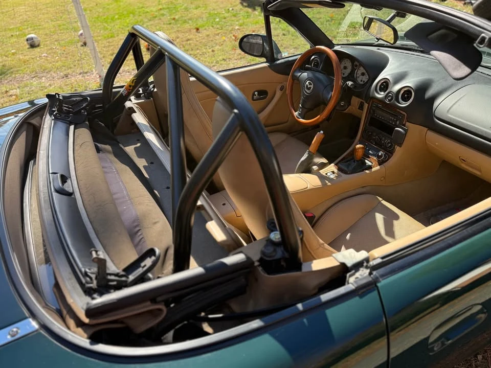 2001 Mazda NB MX-5 Miata - Image 3 of 4