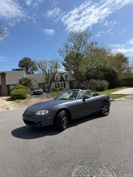 2001 Mazda NB MX-5 Miata - Image 11 of 13