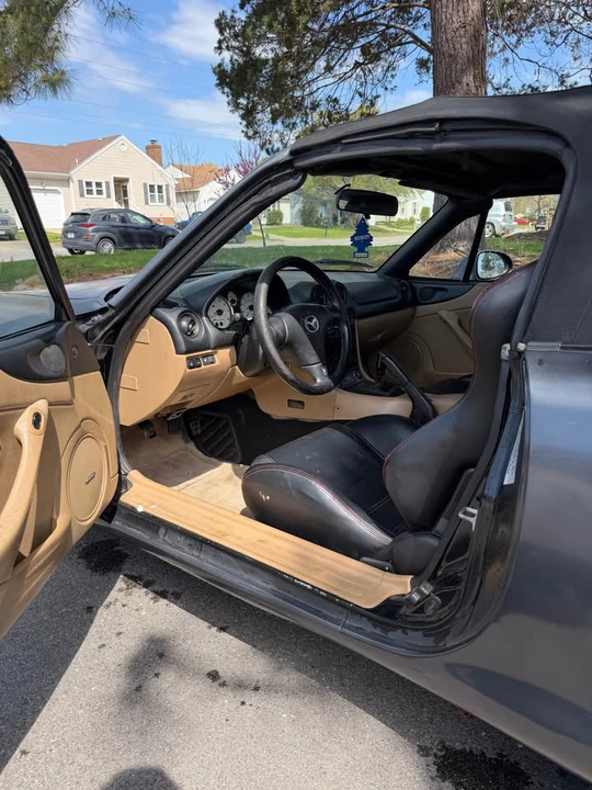 2001 Mazda NB MX-5 Miata - Image 6 of 13