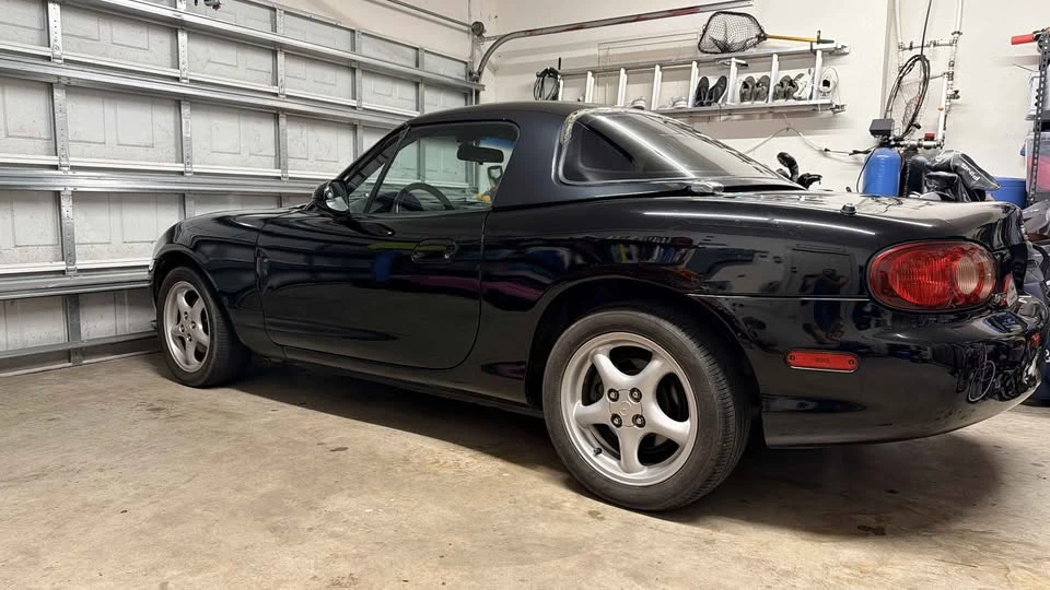 2001 Mazda NB MX-5 Miata - Image 11 of 17