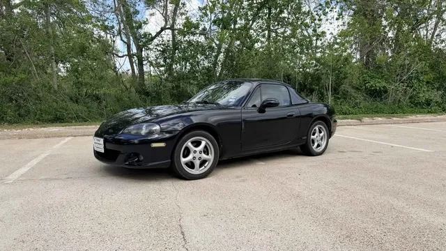 2001 Mazda MX-5 Miata Base