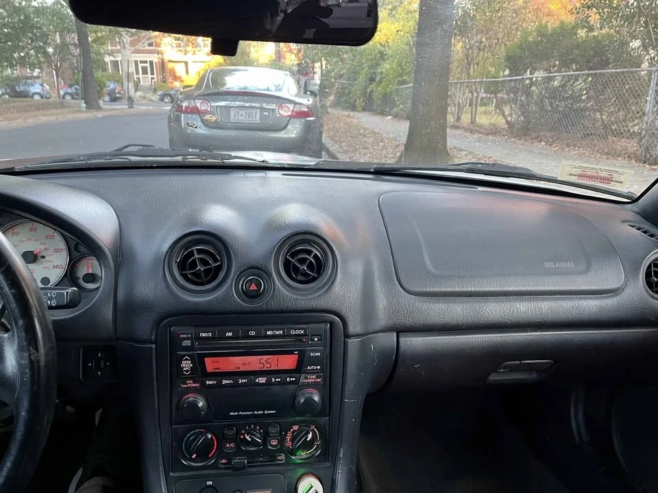 2001 Mazda NB MX-5 Miata - Image 16 of 18
