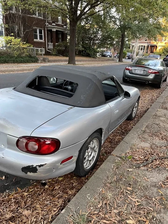 2001 Mazda NB MX-5 Miata - Image 3 of 18