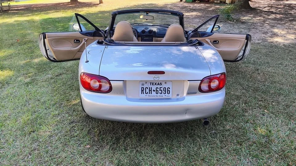 2001 Mazda NB MX-5 Miata - Image 13 of 19