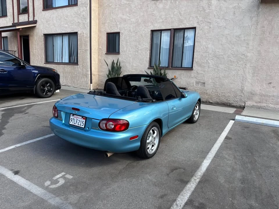 2001 Mazda NB MX-5 Miata - Image 6 of 9