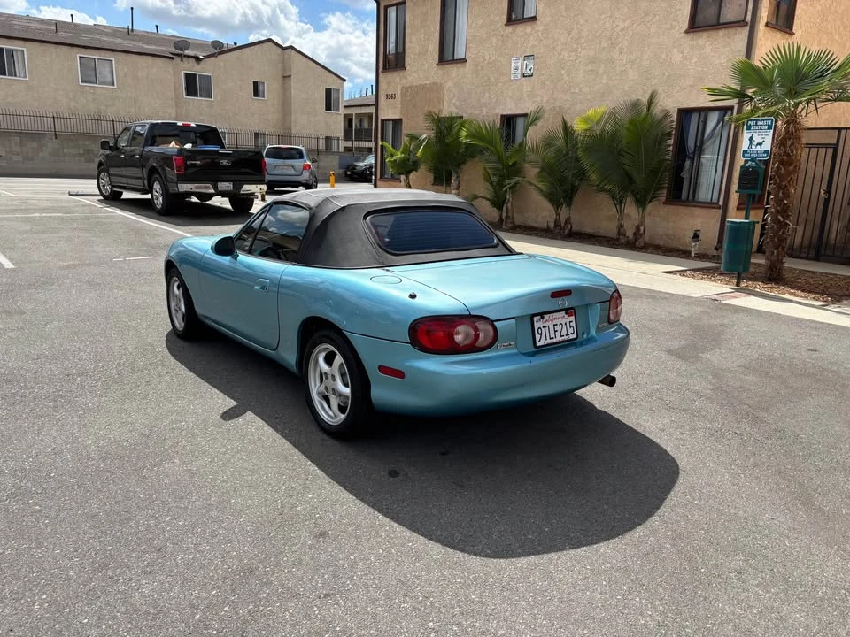 2001 Mazda NB MX-5 Miata - Image 5 of 9