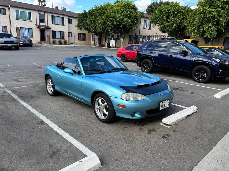 2001 Mazda NB MX-5 Miata - Image 2 of 9