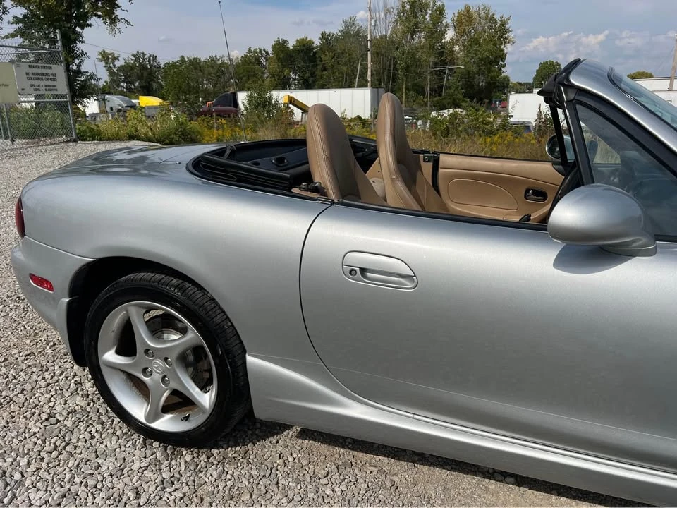 2001 Mazda NB MX-5 Miata - Image 6 of 21