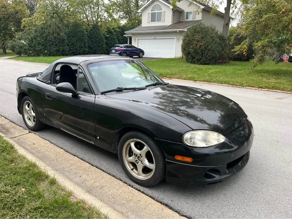 2001 Mazda NB MX-5 Miata - Image 2 of 5