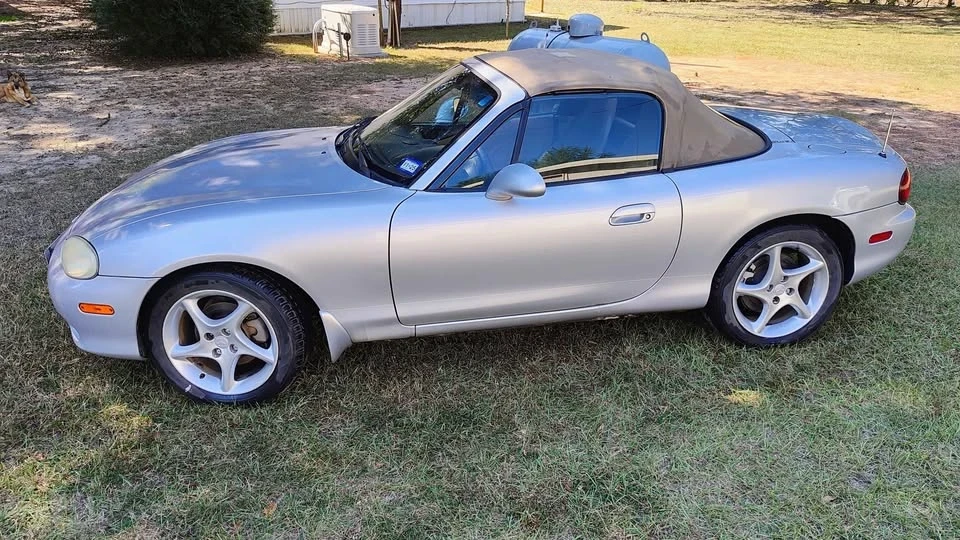 2001 Mazda NB MX-5 Miata - Image 4 of 19
