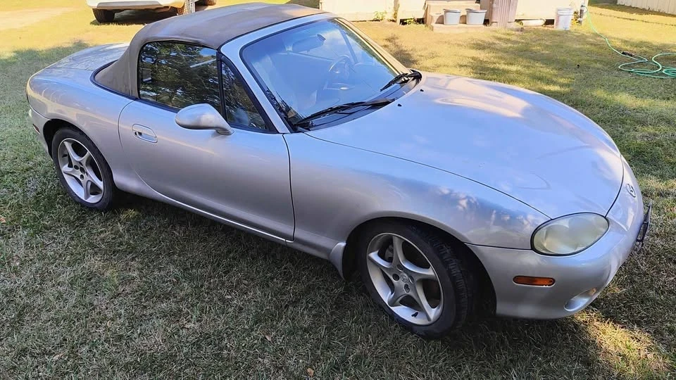2001 Mazda NB MX-5 Miata - Image 9 of 19