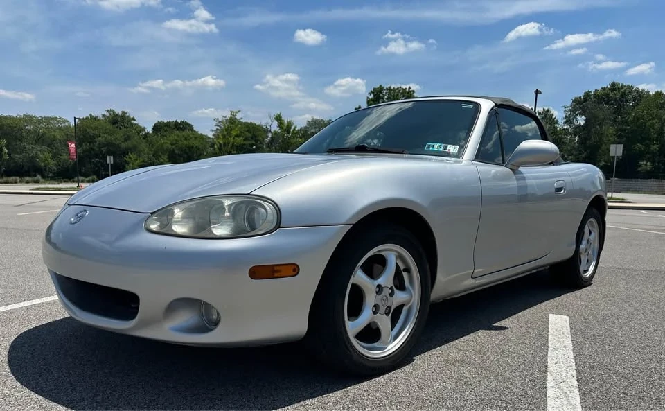 2001 Mazda NB MX-5 Miata - Image 3 of 13