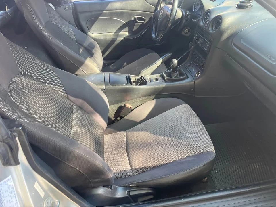 2001 Mazda NB MX-5 Miata - Image 11 of 13