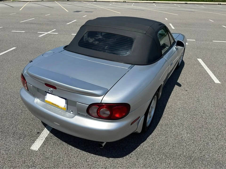 2001 Mazda NB MX-5 Miata - Image 5 of 13