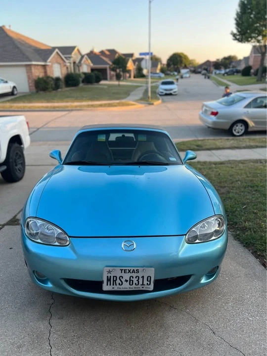 2001 Mazda NB MX-5 Miata - Image 2 of 14