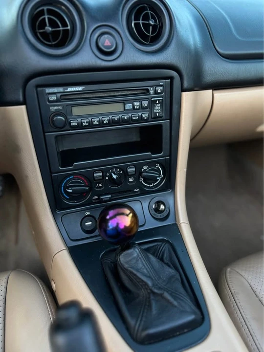 2001 Mazda NB MX-5 Miata - Image 7 of 14