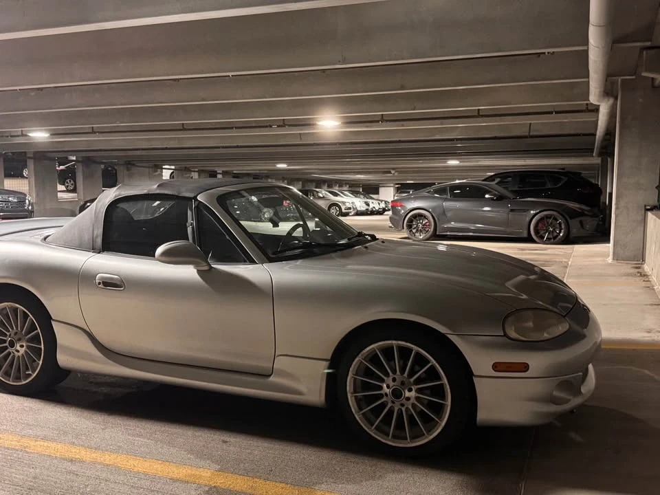 2001 Mazda NB MX-5 Miata - Image 3 of 7